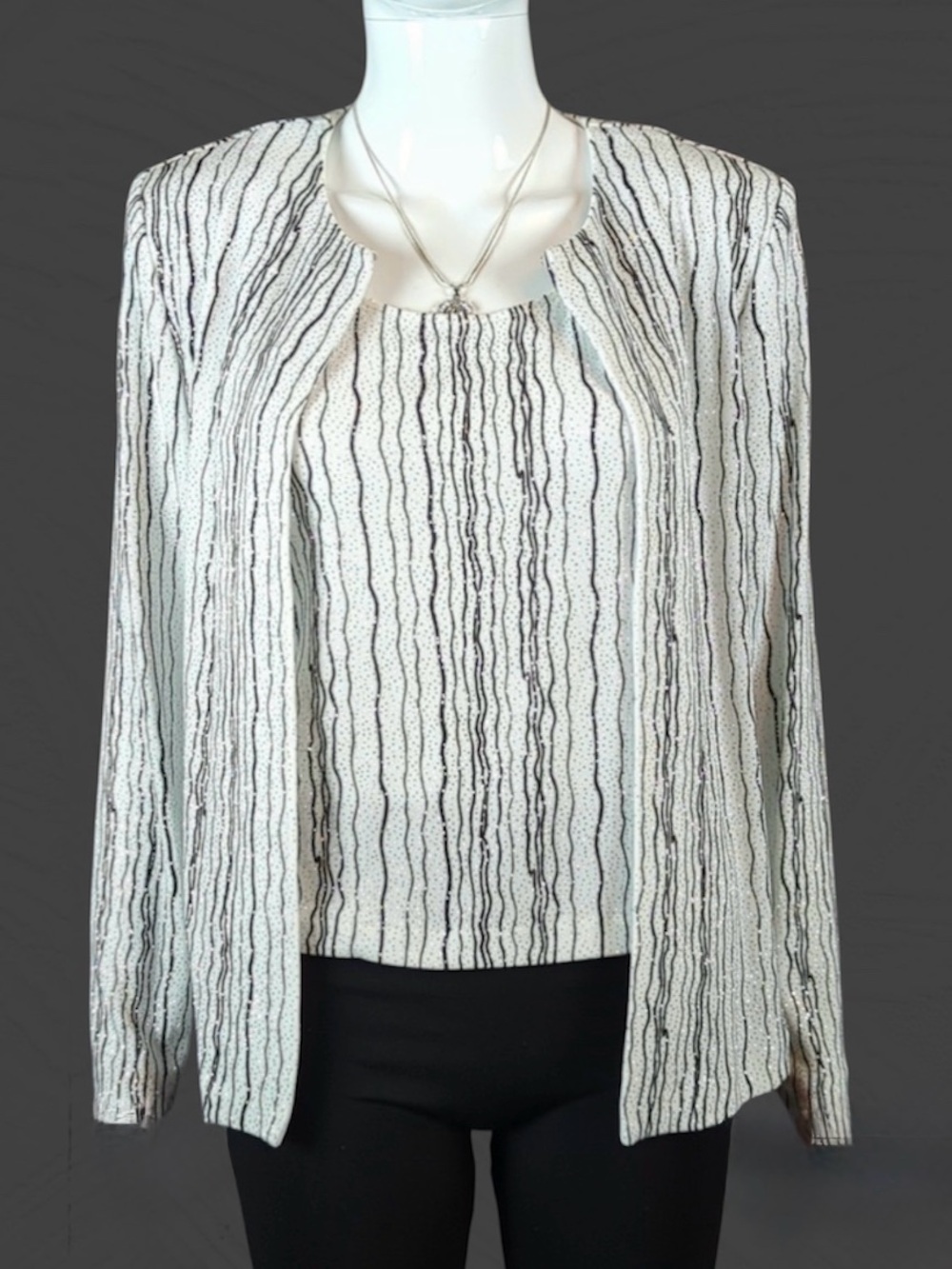 Two Piece Sparkling Top And Blazer Set Size 18 New Condition